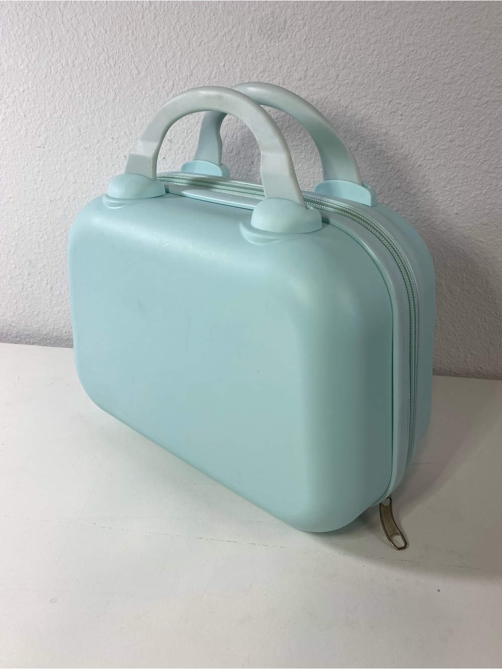 New Teal hard shell case carry on luggage, strap to your luggage handle, zippers